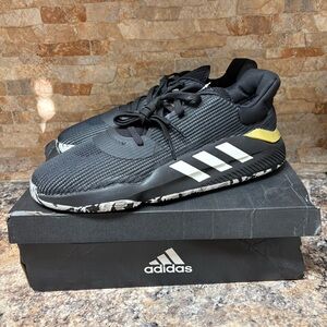 Adidas Pro Bounce Low 2019 Black Gold Metallic Basketball Shoes Size 16